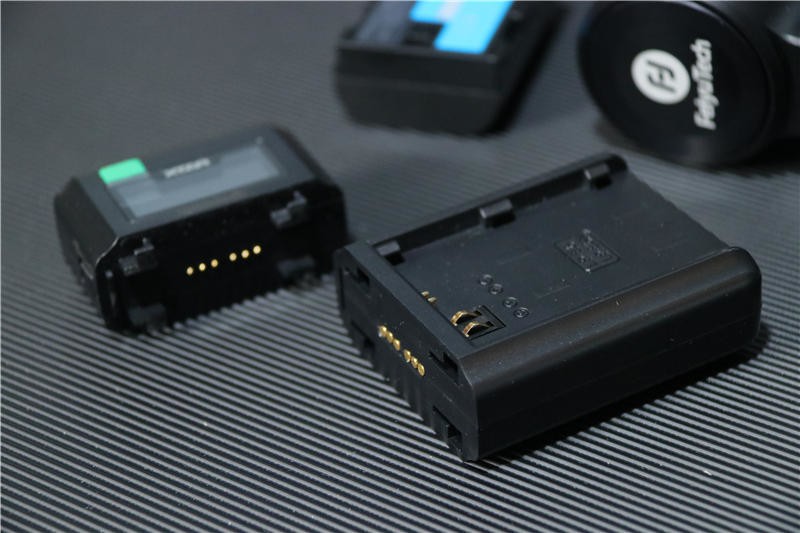 相机电池没电怎么办？充电宝也能充！XTAR VN2充电器体验