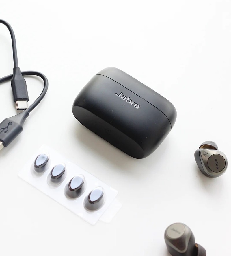 我愿称之为无线耳机之皇，捷波朗Elite85t：双芯降噪+31小时续航