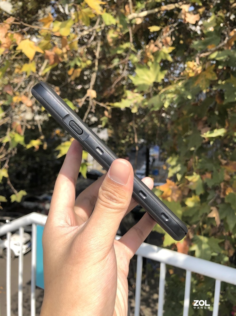 苹果12简约三防手机壳