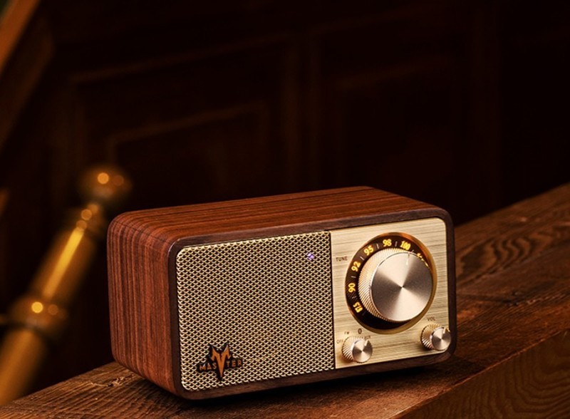 复古颜值结合最新科技，山进 MASTER M1无线蓝牙音箱收音机体验有感