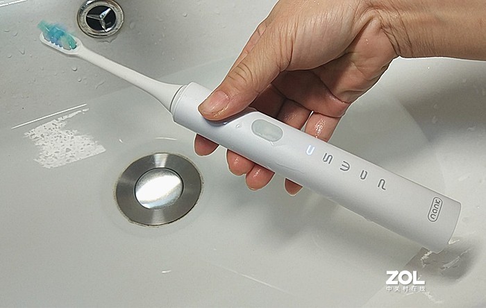 NANK南卡电动牙刷shiny体验：智能定时，科学刷牙