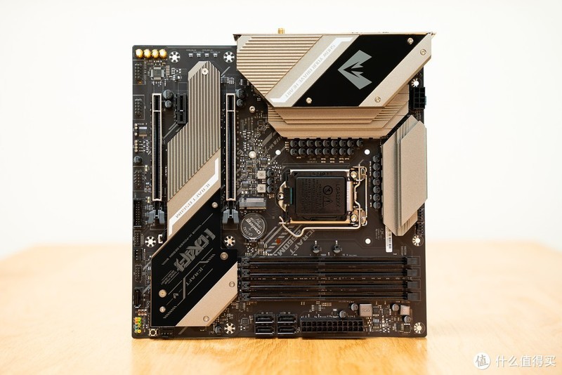 全功能B560 MATX主板，铭瑄MS-iCraft B560M WiFi 电竞游戏主板上手体验