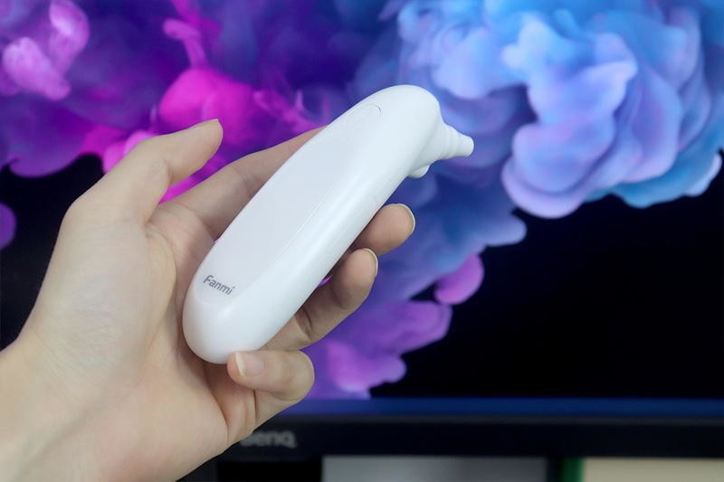 宝宝不闹，一秒测温，夜间也好用，凡米发光耳温计体验