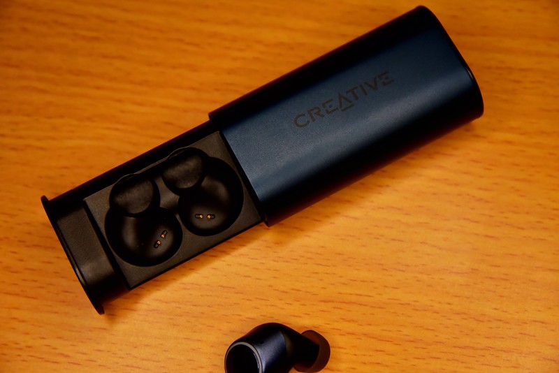 传统与潮流的碰撞  创新Outlier Air V2耳机体验