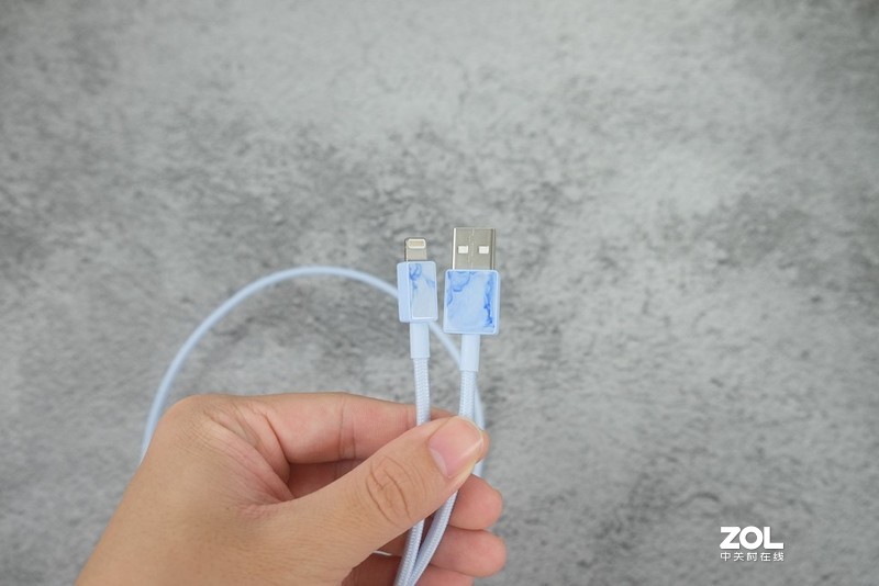 全网最划算的MFi数据线之一，价格40不到，质量会很差吗？