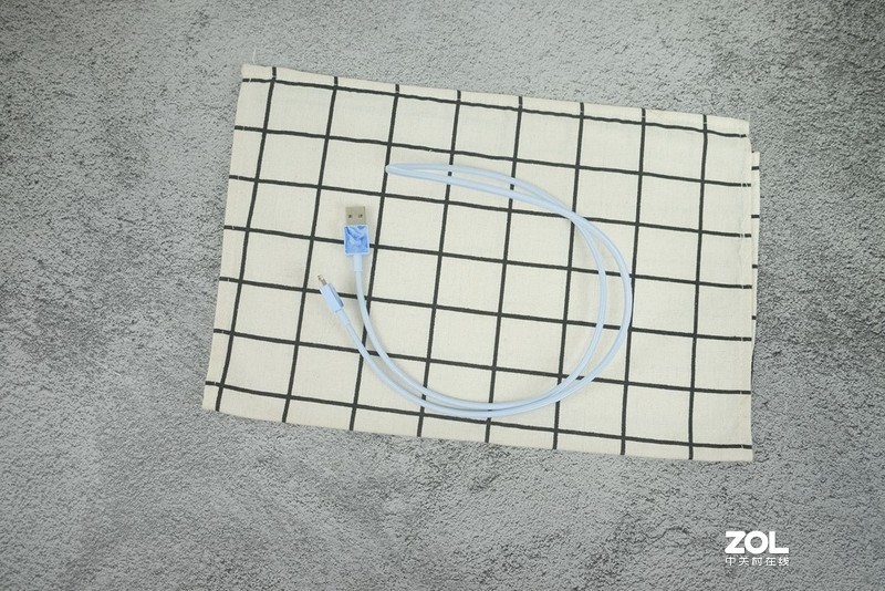 全网最划算的MFi数据线之一，价格40不到，质量会很差吗？