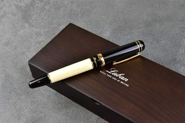 书写本质、品牌格调向世界名笔看齐，台湾劳彭康桥系列钢笔鉴赏