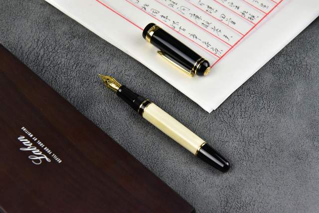 书写本质、品牌格调向世界名笔看齐，台湾劳彭康桥系列钢笔鉴赏