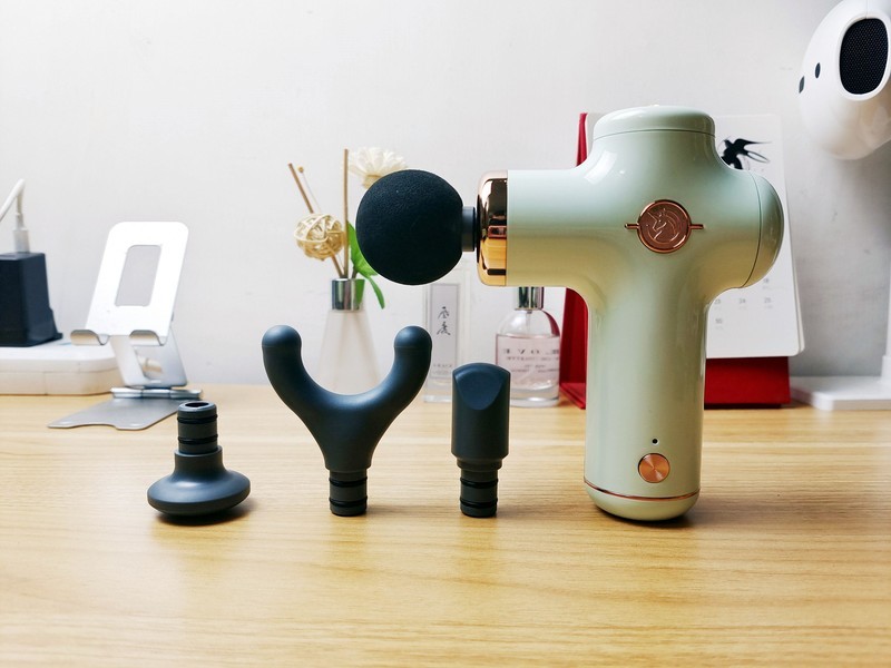 众筹何以破千万，运动达人和办公室人员都爱用的野小兽筋膜枪简评