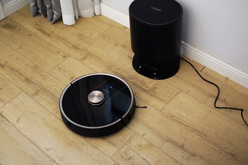 会倒垃圾的 全自动集尘扫地机器人 由利V980 PLUS