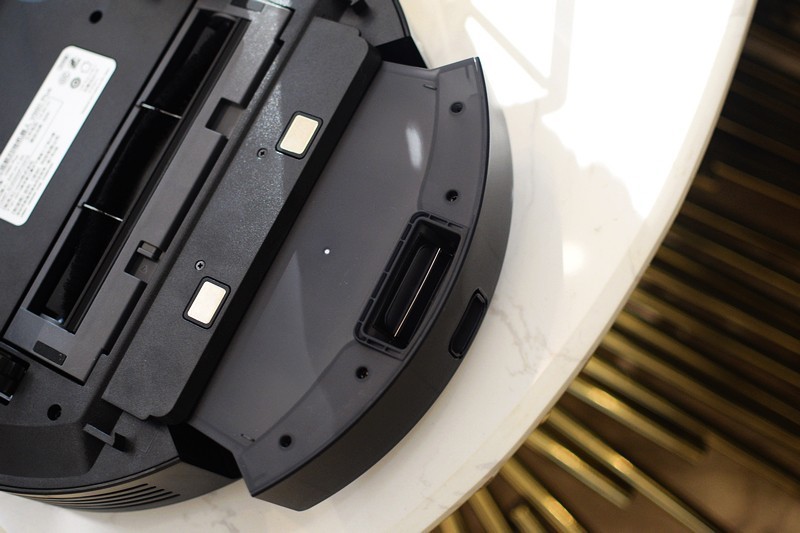 会倒垃圾的 全自动集尘扫地机器人 由利V980 PLUS