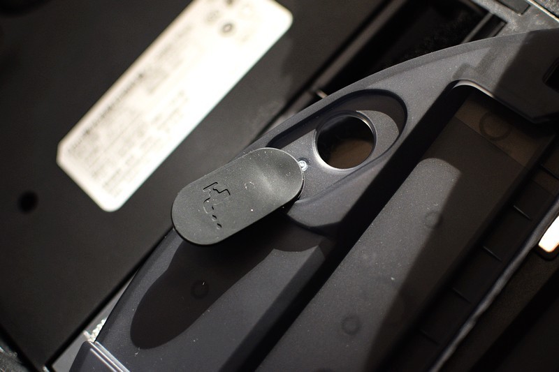 会倒垃圾的 全自动集尘扫地机器人 由利V980 PLUS