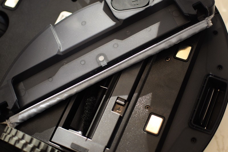 会倒垃圾的 全自动集尘扫地机器人 由利V980 PLUS