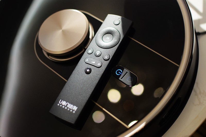 会倒垃圾的 全自动集尘扫地机器人 由利V980 PLUS