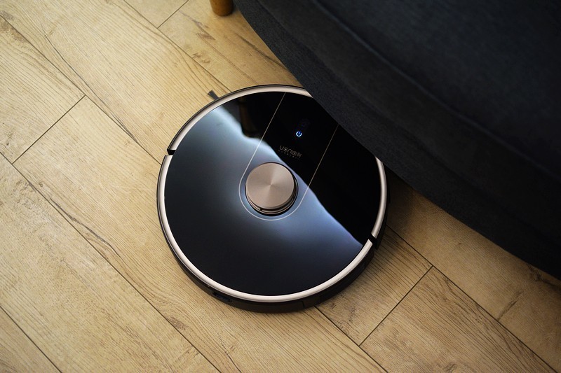 会倒垃圾的 全自动集尘扫地机器人 由利V980 PLUS