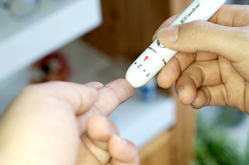 糖护士SPUG测试仪：6秒出结果，血糖尿酸双测试