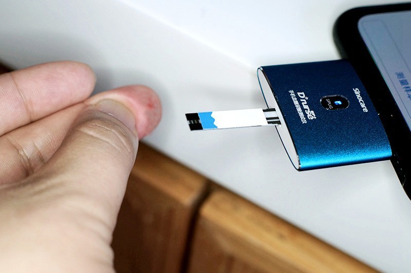 糖护士SPUG测试仪：6秒出结果，血糖尿酸双测试