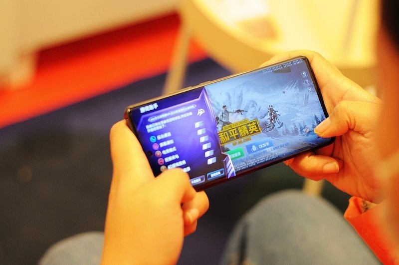 首发搭载5nm芯片，vivo X60 Pro性能提升显著