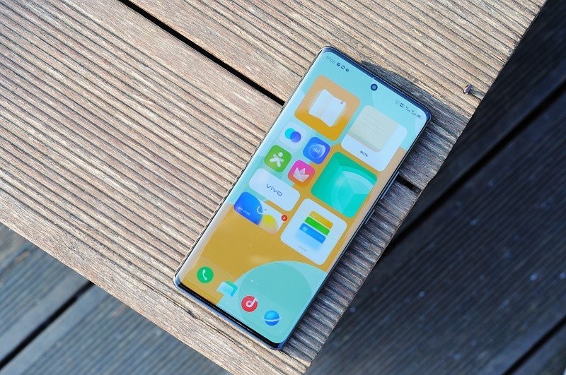 首发搭载5nm芯片，vivo X60 Pro性能提升显著