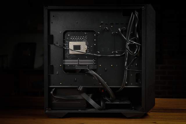 电脑的换电之路——骨伽GEX 750电源体验