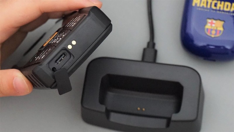 可聊天、可看视频的三防功能手机！AGM M7测评体验分享