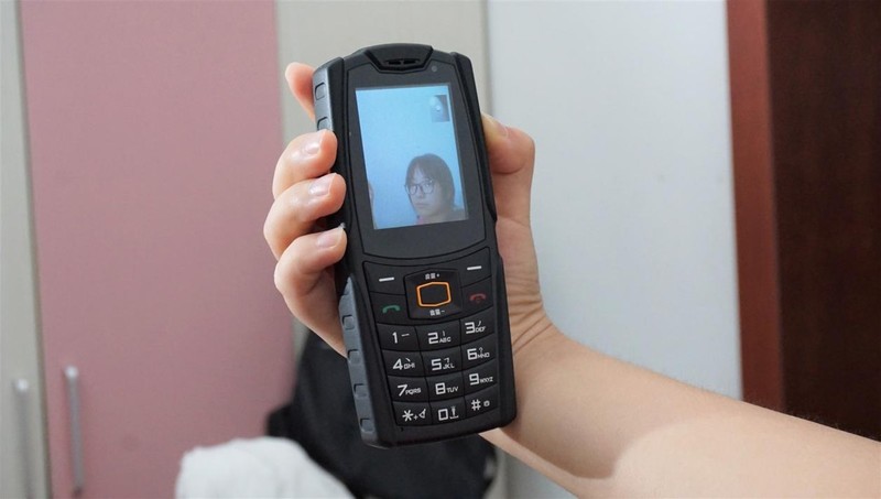 可聊天、可看视频的三防功能手机！AGM M7测评体验分享