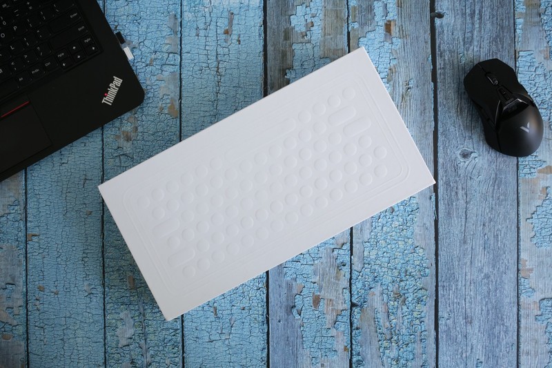 百褶圆点设计，雷柏ralemo Pre 5，轻松萌动少女之心