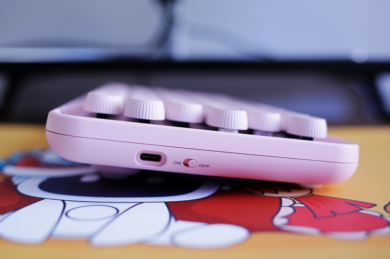 百褶圆点设计，雷柏ralemo Pre 5，轻松萌动少女之心