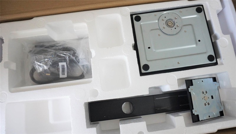 电脑副屏的最佳选择！innocn 26寸美术显示器开箱告诉你体验好坏