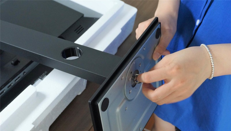 电脑副屏的最佳选择！innocn 26寸美术显示器开箱告诉你体验好坏