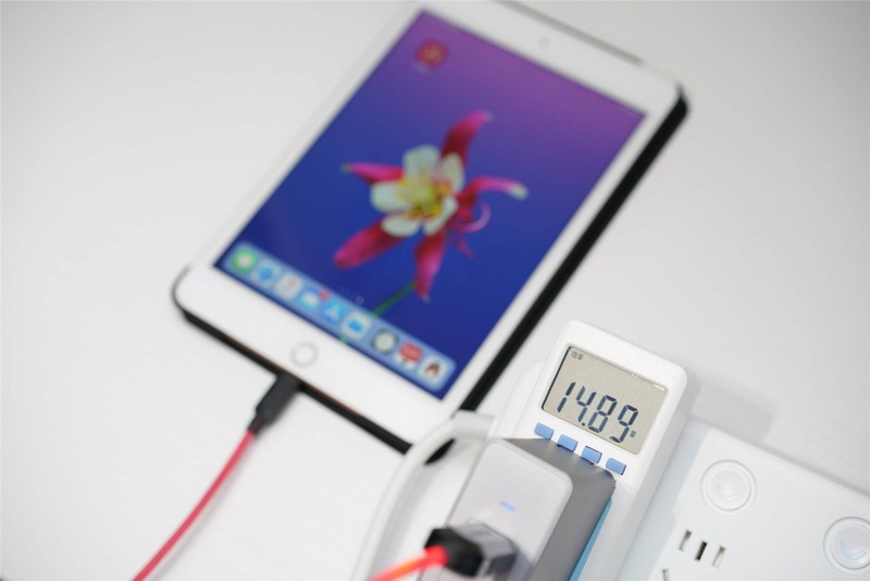 践行科技环保入手努比亚氘锋120W氮化镓，2笔电1手机真能充