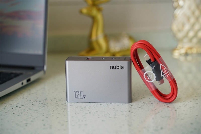 践行科技环保入手努比亚氘锋120W氮化镓，2笔电1手机真能充