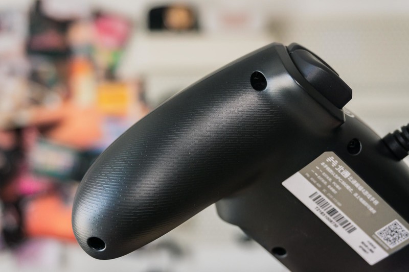 长了PS4的脸，流着Xbox的血，北通蝙蝠4手柄评测