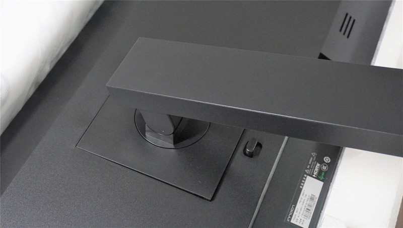 电脑副屏的最佳选择！innocn 26寸美术显示器开箱告诉你体验好坏