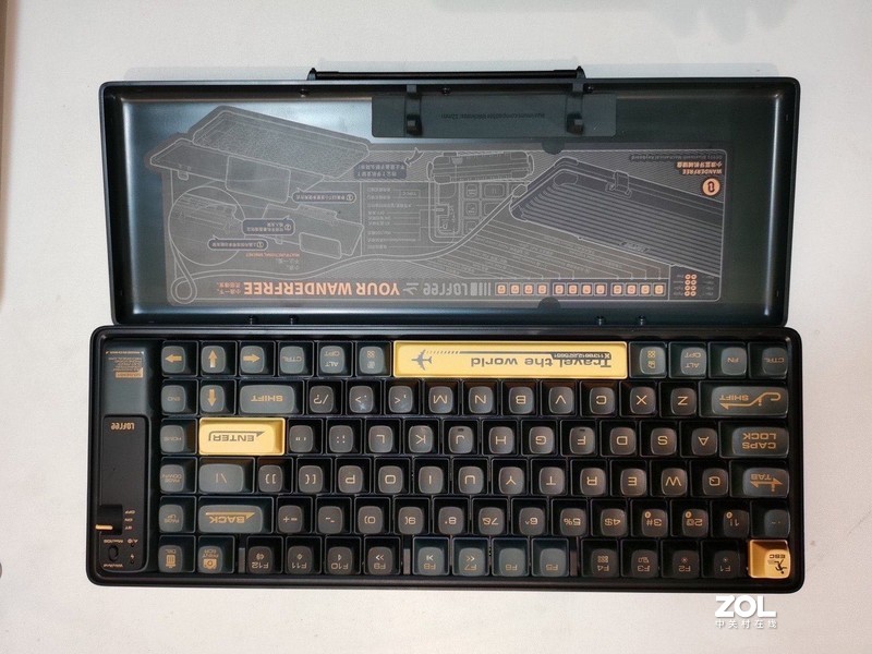 外观够“浪”的洛斐小浪键盘，使用体验究竟如何？