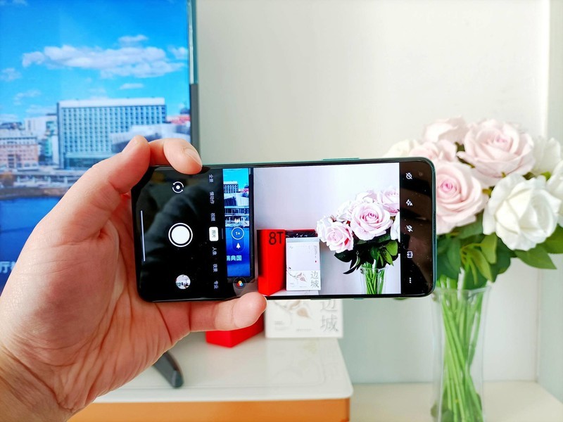 十二方面深度了解一加8T，初见青域倾城，贴心商务机