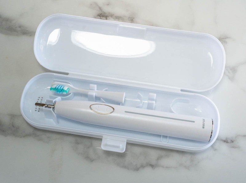 扉乐TIE系列电动牙刷评测：保护所有人群的牙齿，刷牙不伤牙