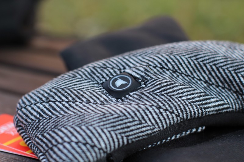 科技与温暖完美碰撞，飞乐思发热围巾陪我暖暖过冬