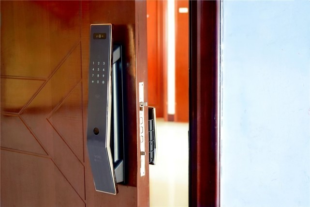 3D人脸识别+雷达自动唤醒，带你体验更智能的开门方式！