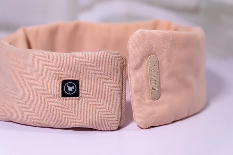 冬日暖心好物——飞乐思发热围巾，3秒速热驱寒保暖！