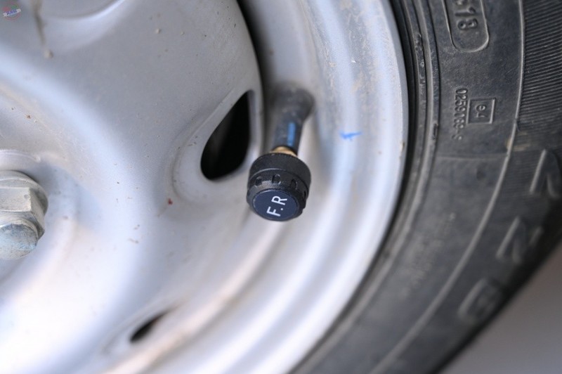 更可靠行车记录仪，专注影像记录还有胎压监测功能，唯赛思通D2上手