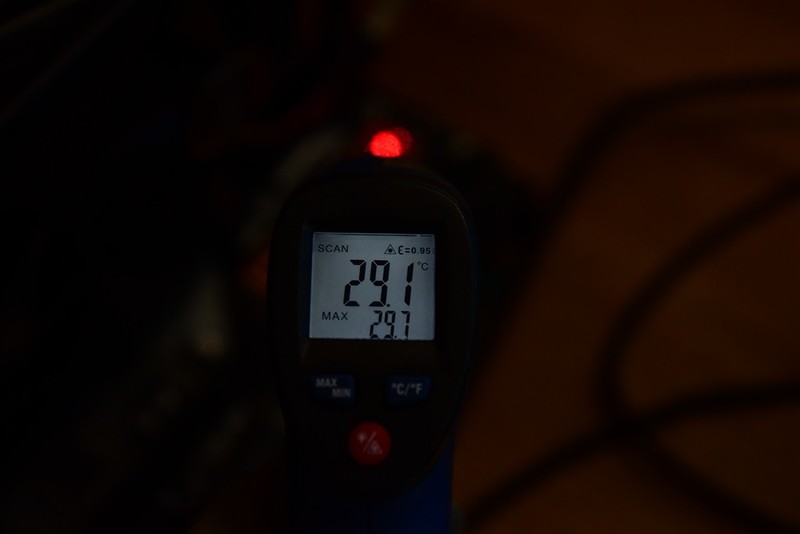 热管？风冷？纯铜？实测告诉你SSD散热器哪家强