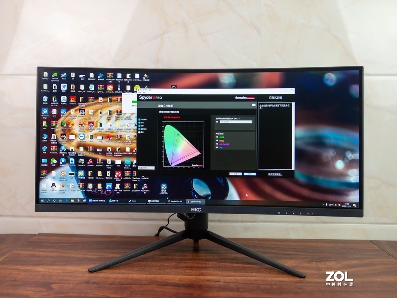 视野广阔，色彩鲜艳，HKC C299Q显示器让游戏办公更舒适