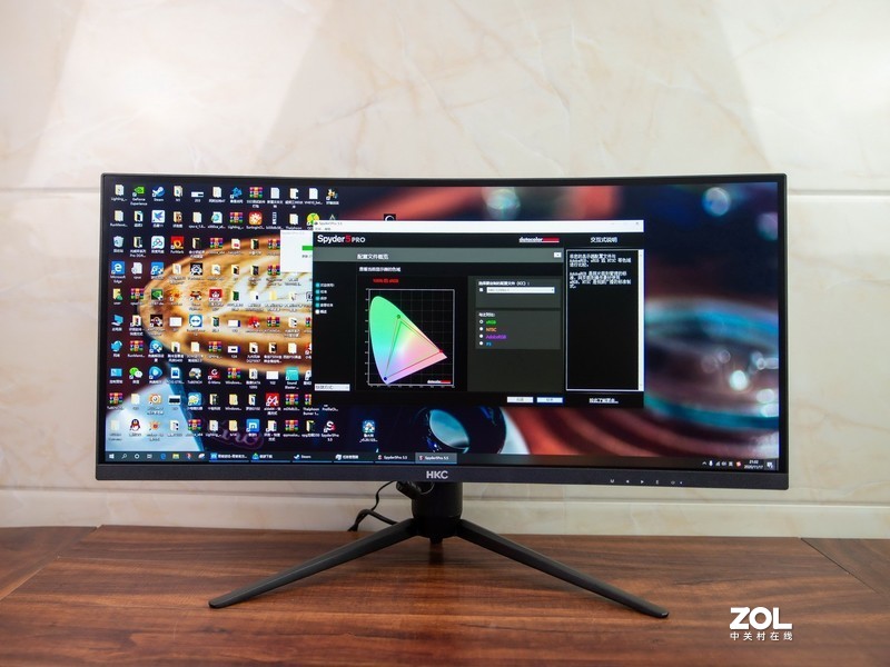 视野广阔，色彩鲜艳，HKC C299Q显示器让游戏办公更舒适