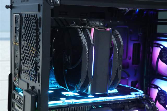 纯正金牌不虚标，轻松决绝蓝屏重启！骨伽GEX750电源体验