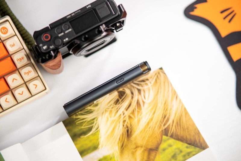 为视频创作入手，支持12种中文方言10大语种，讯飞智能录音笔SR302多图实测