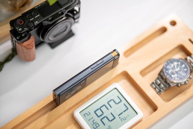 为视频创作入手，支持12种中文方言10大语种，讯飞智能录音笔SR302多图实测