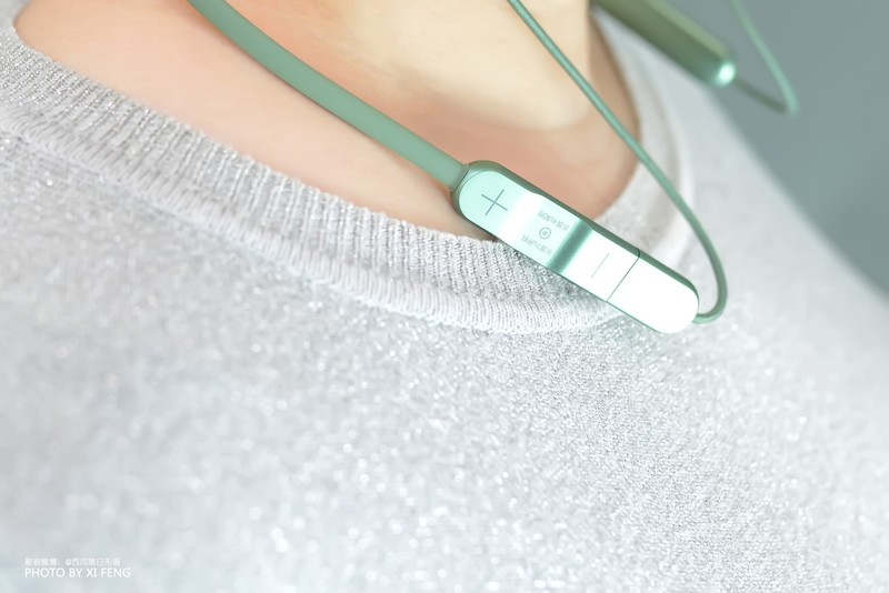 随身闪充、闪连，荣耀HONOR xSport PRO创新力，让老炮们颜面扫地？