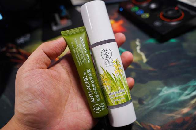 痘战圣佛告诉你，这样祛痘更快更安全