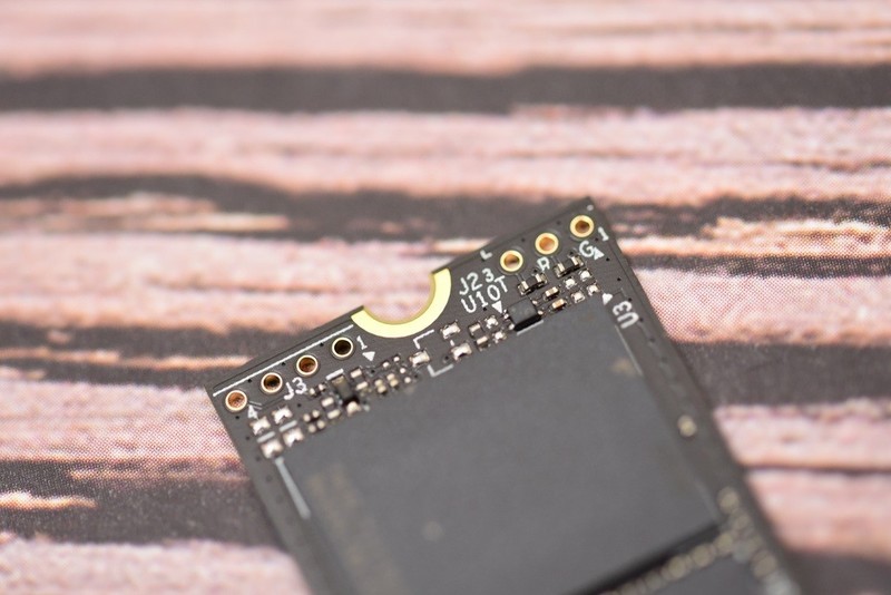 热管？风冷？纯铜？实测告诉你SSD散热器哪家强